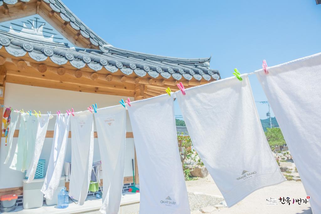 Hanok 1St Street Villa Gyeongju Buitenkant foto