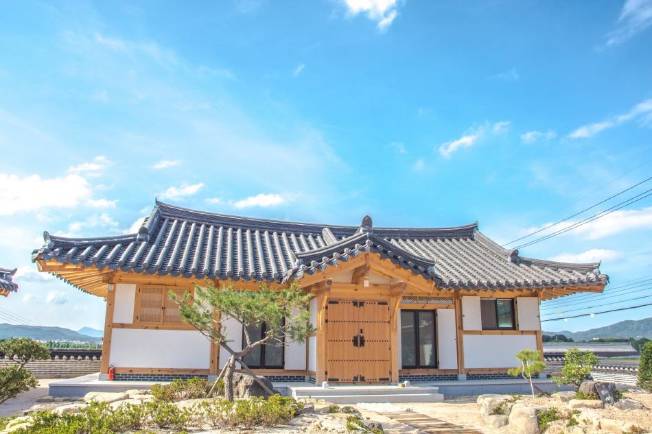 Hanok 1St Street Villa Gyeongju Buitenkant foto