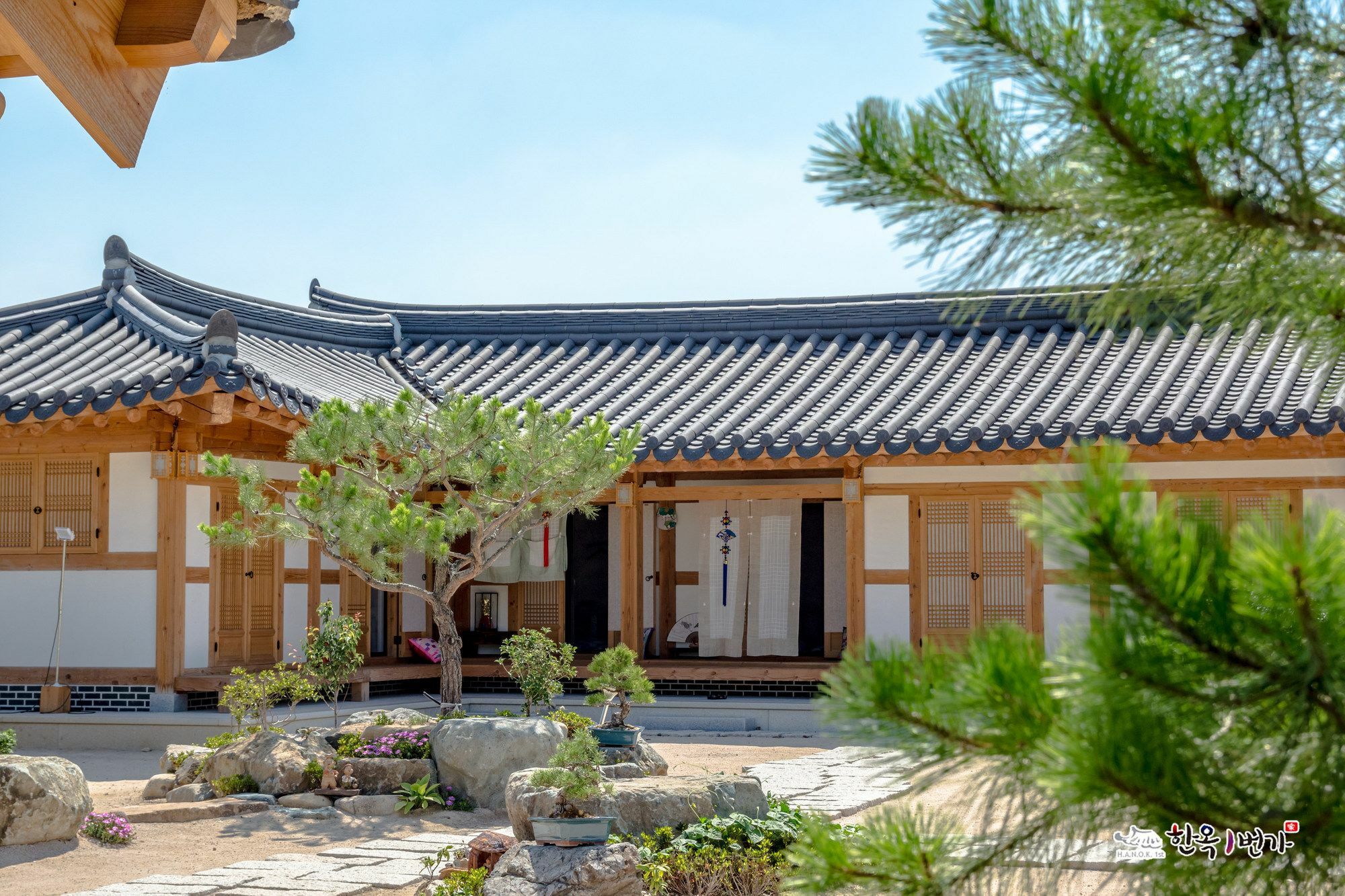 Hanok 1St Street Villa Gyeongju Buitenkant foto