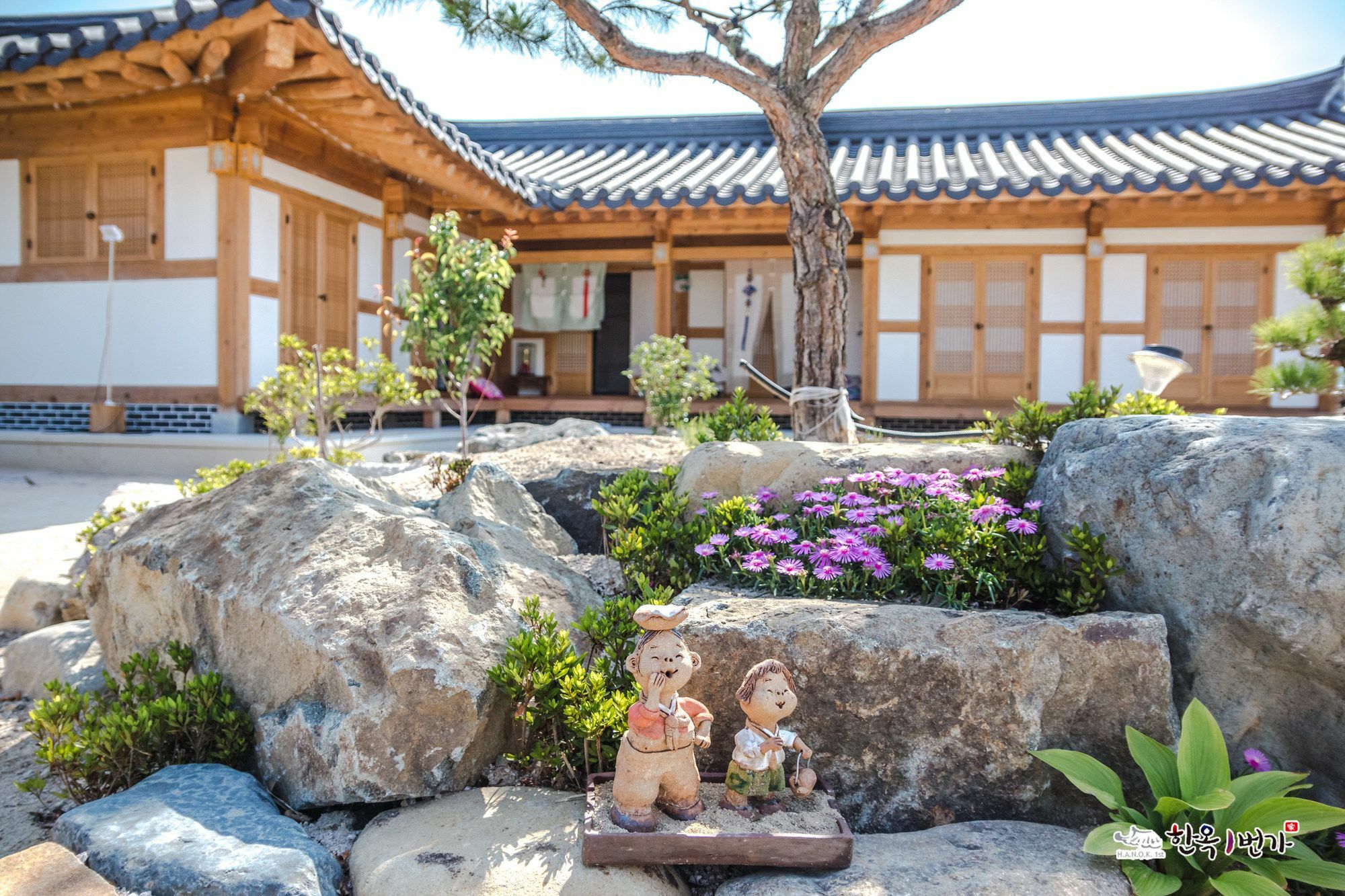 Hanok 1St Street Villa Gyeongju Buitenkant foto